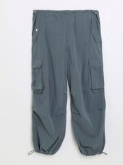 River Island Grey Cargo Leg Parachute Trousers - Image 5 of 6