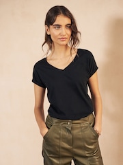 Черный - Неглубокий V-образный вырез 100% Cotton Rich укороченный рукав футболки - Изображение 1 из 6
