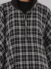 Religion Oversized Cosmos Poncho With Funnel Collar In Monochrome Check - Larawan 7 ng 8
