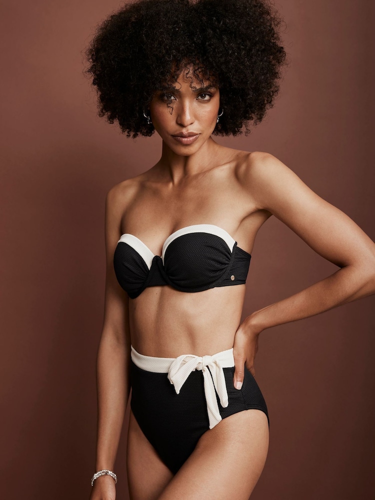 Mint Velvet bikinibroekje met strikdetail - Image 3 of 13