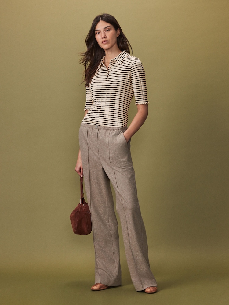 Bež - Brushed Elasticated Waist v širokem kroju; s širokimi hlačnicami hlače - Slika 1 iz 8 Bež - Brushed Elasticated Waist v širokem kroju; s širokimi hlačnicami hlače - Slika 1 iz 8