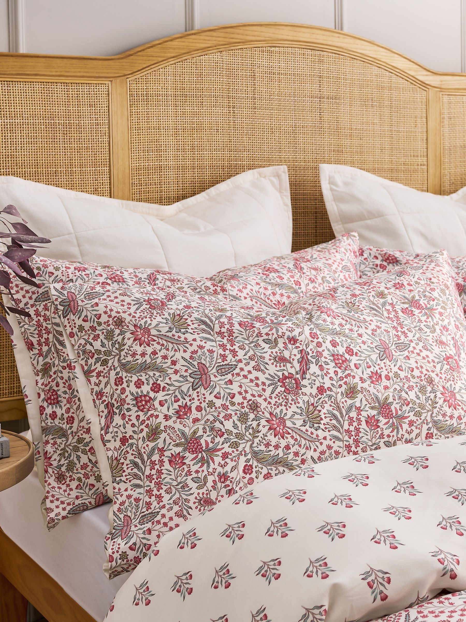 Christy Mulberry Newstead 230 Thread Count Cotton Sateen Duvet Cover Set - Image 2