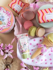 Cath Kidston Carnival Parade  Handy Guest Gift Tin - Image 5 of 5