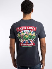 Dunkelblau - Weird Fish Dabs Army Artist T-Shirt mit Back-Print - Bild 4 von 6