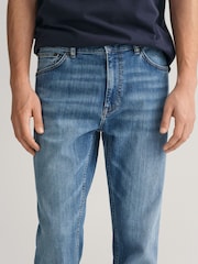 Mediumblauw met ingedragen uitstraling - Gant met standaard pasvorm - Afbeelding 8 van 9