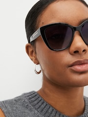 Black Chain Detail Cat Eye Sunglasses - Image 2 of 6