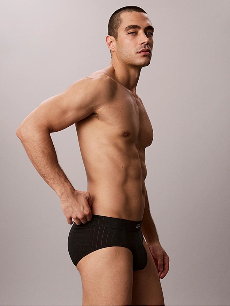 Calvin Klein תחתוני בריף - בד כותנה עם כיתוב, דגם Heritage - תמונה 4 מתוך 4 Calvin Klein תחתוני בריף - בד כותנה עם כיתוב, דגם Heritage - תמונה 4 מתוך 4