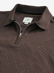 Marron chocolat - Slim Fit (Slim Fit) - Polo élégant à col zippé - Image 8 of 9