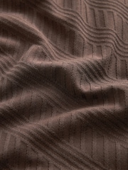 Marron chocolat - Slim Fit (Slim Fit) - Polo élégant à col zippé - Image 9 of 9
