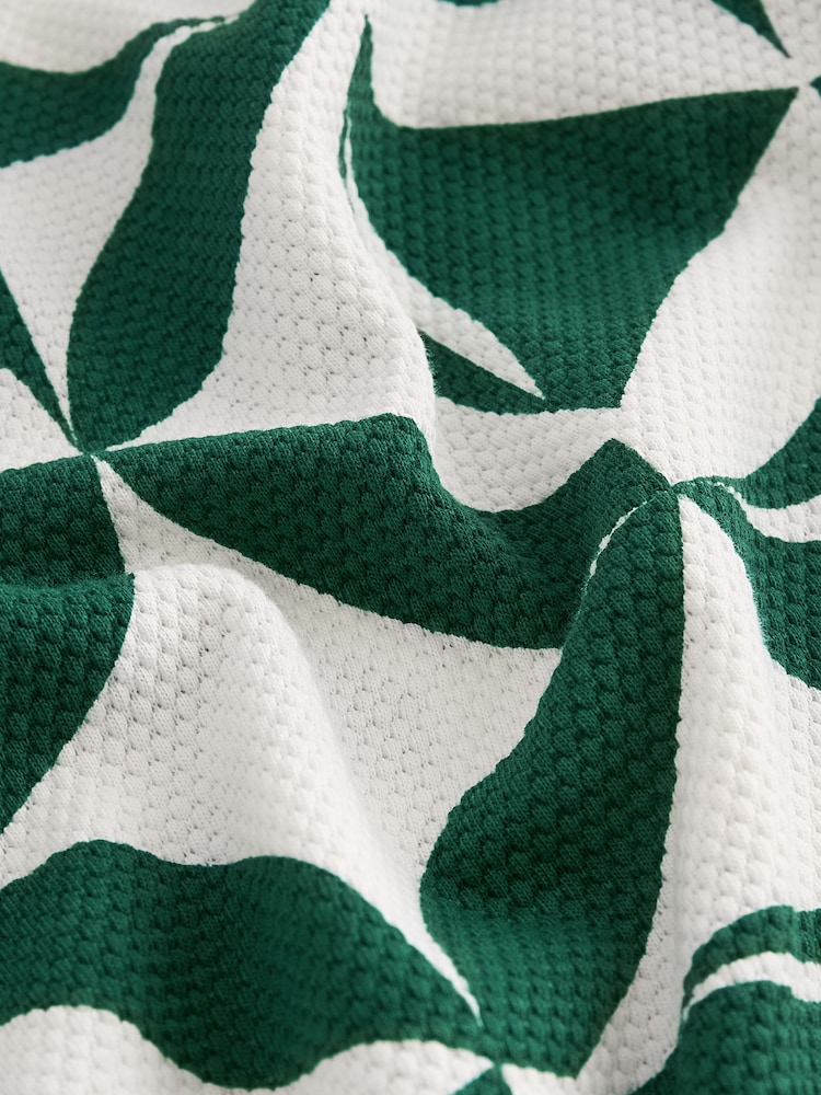 Green Cuban Collar Pattern 100% Cotton Polo Shirt - Image 7 of 7