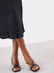 Black Forever Comfort® Knotted Block Heel Sandals - Image 4 of 9