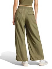 adidas Green Essentials 3-Stripes Lifestyle Woven Parachute Tracksuit Bottoms - Image 2 of 7