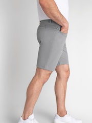 Gris - Pantalones cortos elásticos en cuatro direcciones Golf Genius de Calvin Klein - Imagen 3 de 8