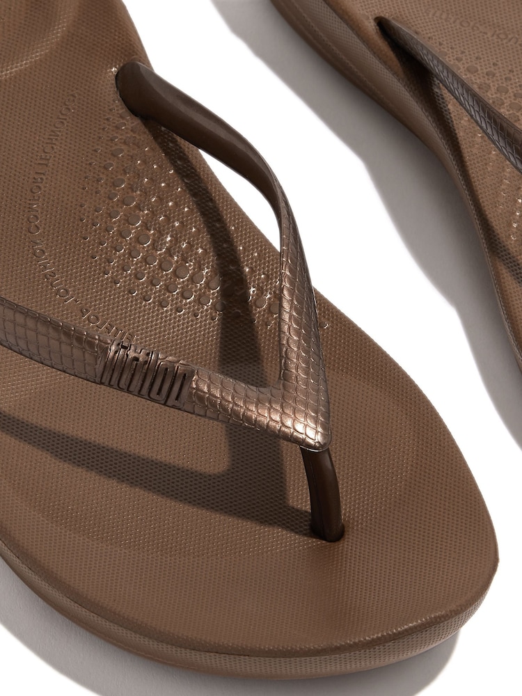 Bronce - Chanclas ergonómicas iQushion de FitFlop - Imagen 5 de 5 Bronce - Chanclas ergonómicas iQushion de FitFlop - Imagen 5 de 5