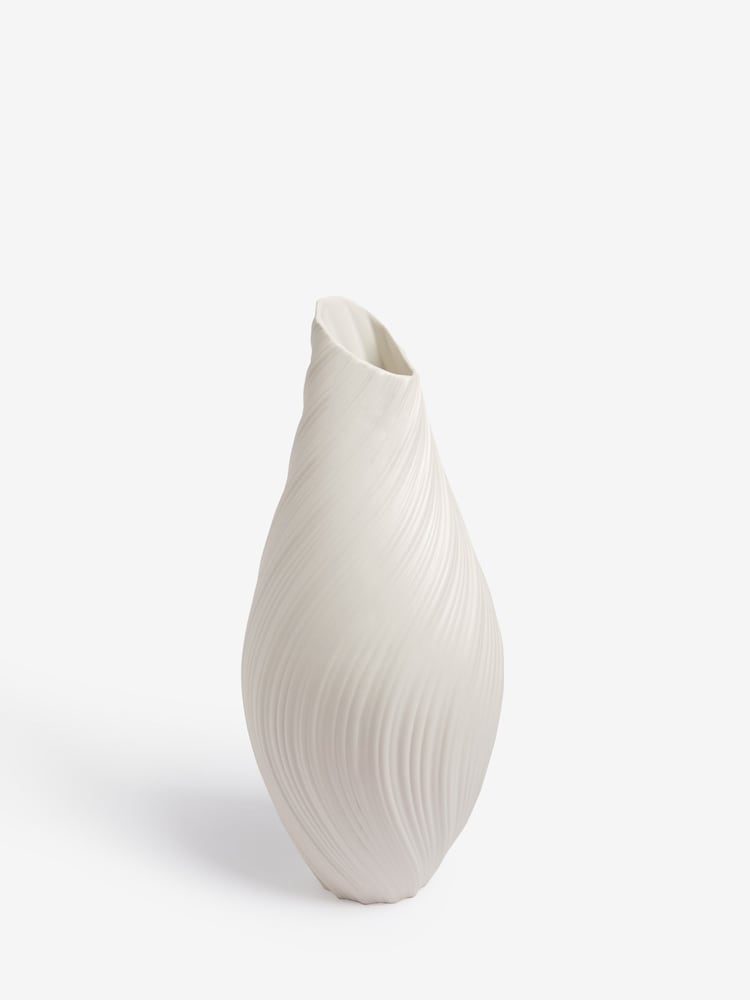White Pleated Ceramic Extra Large Vase - Image 5 of 5