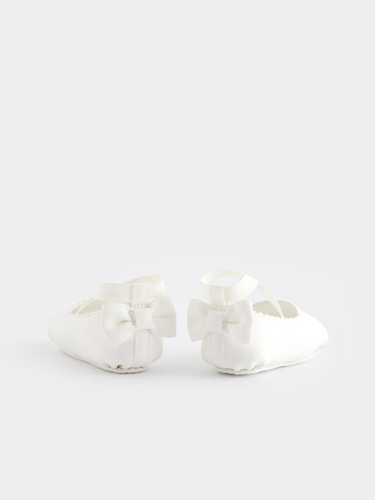 White Ballet Baby Shoes (0-24mths) - Image 3 of 5