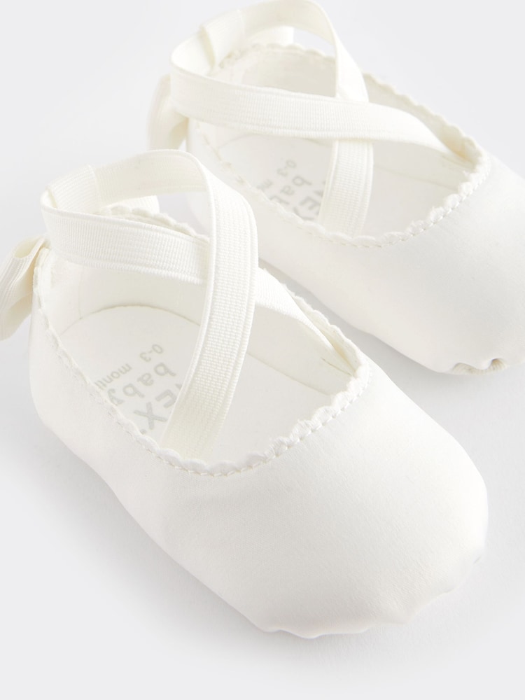 White Ballet Baby Shoes (0-24mths) - Image 4 of 5
