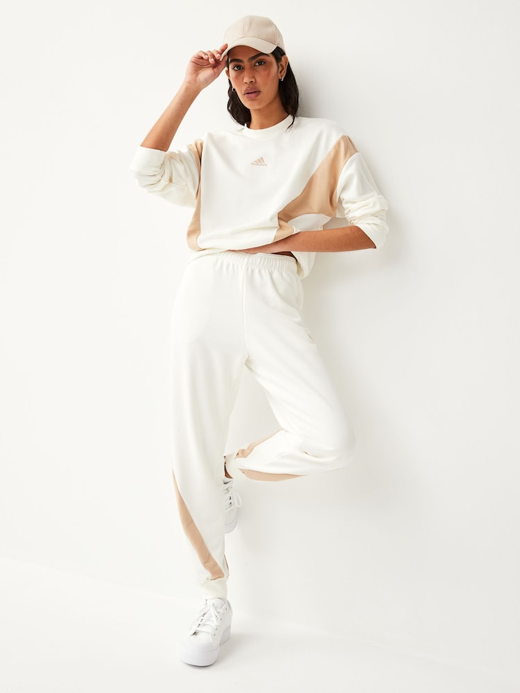 adidas White Laziday Tracksuit - Image 4 of 9
