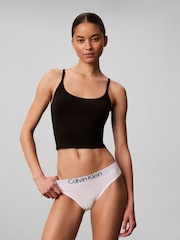 حزمة من 5 قطع ملابس داخلية بيكيني من نسبة عالية من القطن من Calvin Klein - صورة 2 من 6