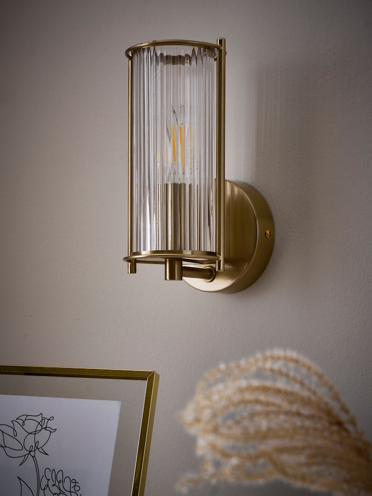 Brass Hertford Wall Light - Image 2 of 6