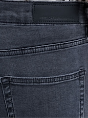 جينز بخصر مرتفع ضيق وناعم قابل للتمدد من French Connection - Image 6 of 6