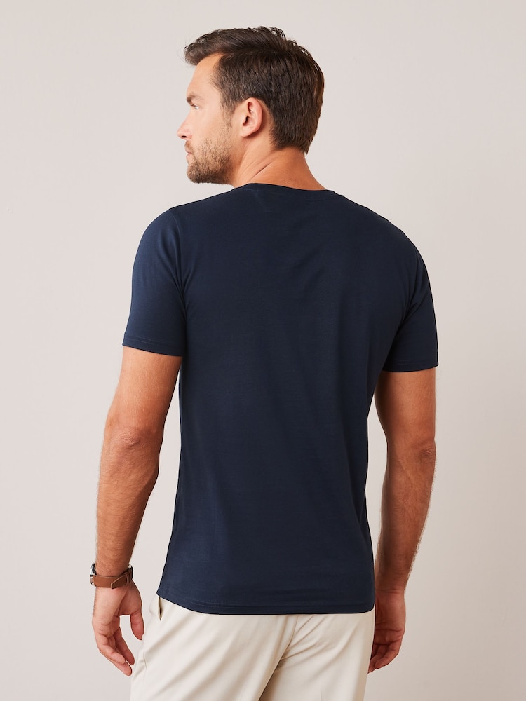 Bleu marine - Slim Fit (Slim Fit) - T-shirt Essential Col rond en coton - Image 3 of 6