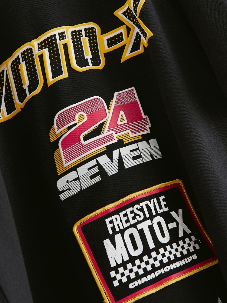 Schwarz, Motocross - Kurzärmeliges Grafik-T-Shirt in Oversized-Passform aus 100 % Baumwolle (3–16 J.) - Bild 3 von 3