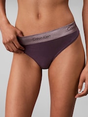 تصميم رفيع برّاق من Calvin Klein - قطن مودال أيقوني - صورة 4 من 6