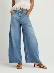 River Island Blue Tolami Mid Rise Barrel Jeans - Image 3 of 4