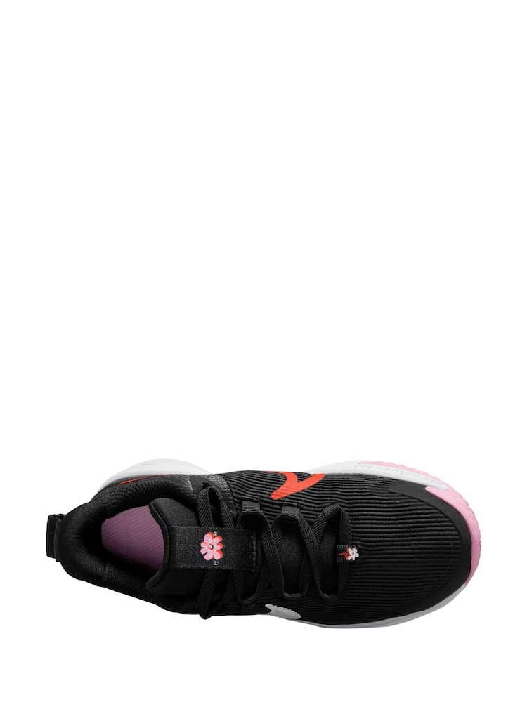 Nike Black/White Floral Junior Star Runner 4 Trainers - Image 9 of 12