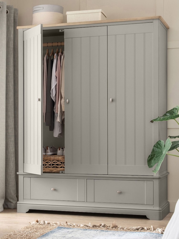 Grey Hampton Painted Oak Triple, 2 Drawers Wardrobe - Image 2 of 10