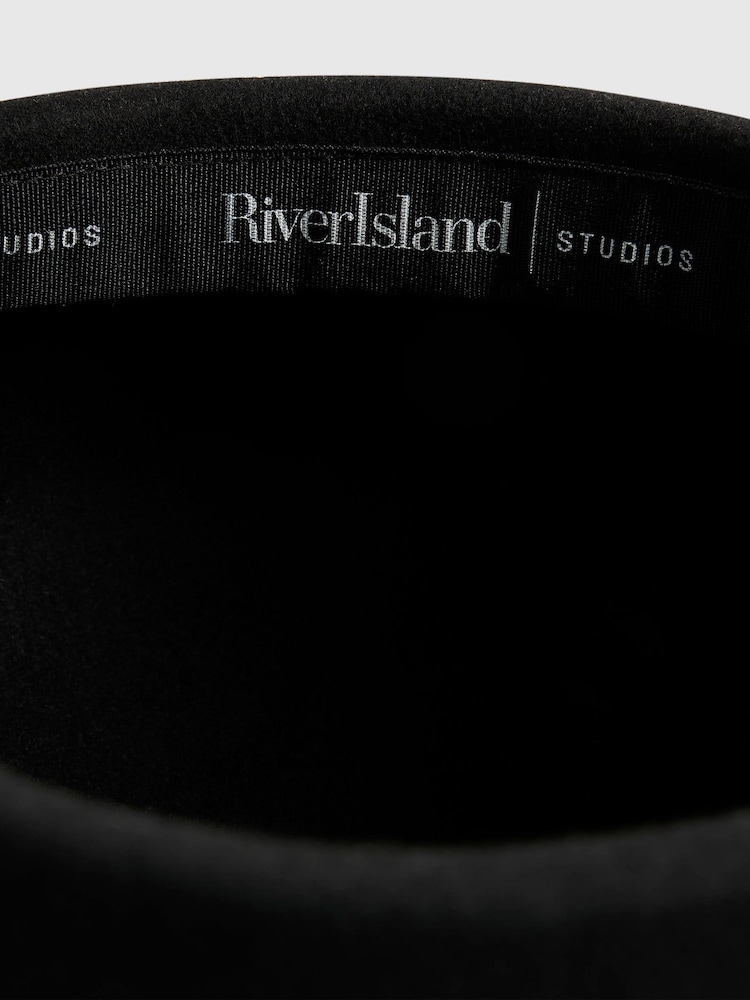 River Island Black Tolami Pill Box Hat - Image 3 of 3 River Island Black Tolami Pill Box Hat - Image 3 of 3
