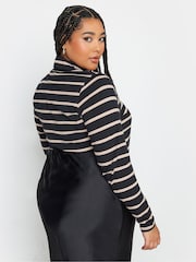كنزة برقبة عالية مقاس كبير من Yours - Image 2 of 4