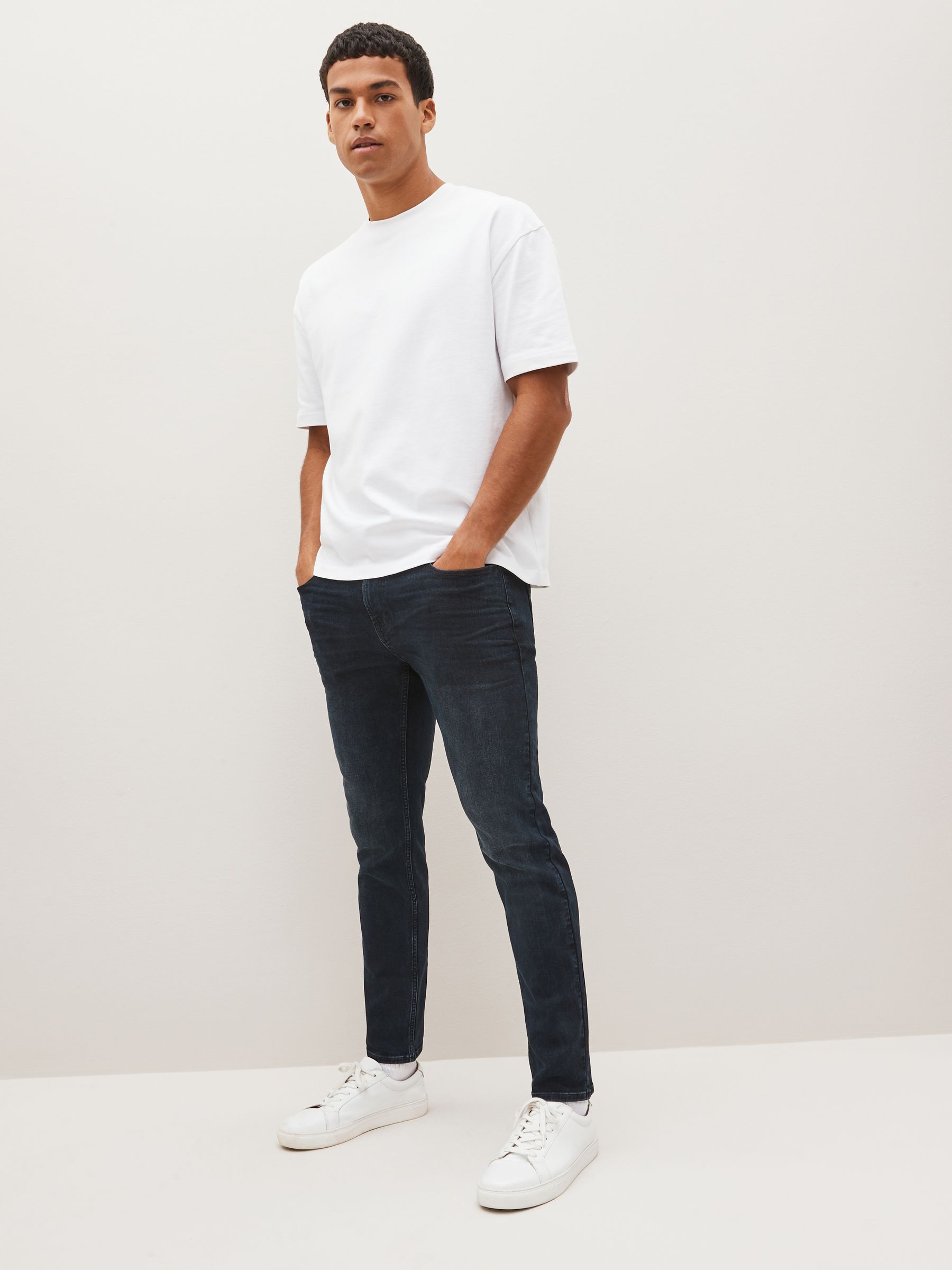 Jean Skinny Regular NEXT - Coupe Ajustée, Effet Vieilli, Taille Mi-haute - Basique Intemporel Quotidien