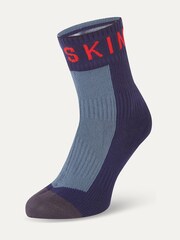 Sealskinz Mautby Waterproof Warm Weather Ankle Length Green Socks With Hydrostop - Image 1 of 2