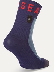 Sealskinz Mautby Waterproof Warm Weather Ankle Length Green Socks With Hydrostop - Image 2 of 2