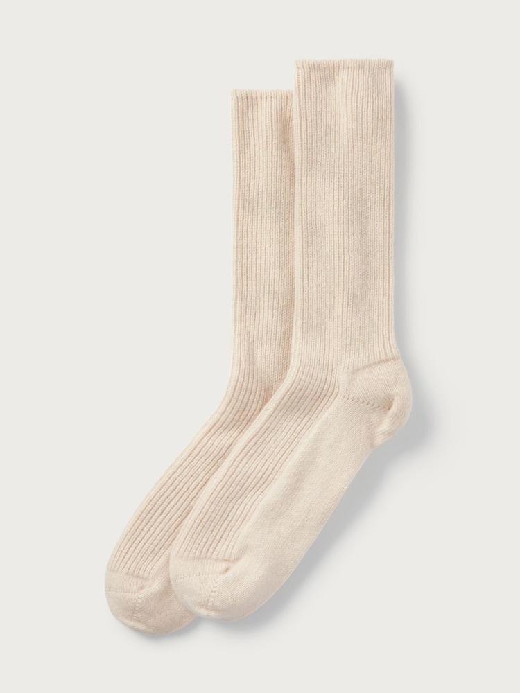 Natur - The White Company Schlafsocken aus Kaschmir - Bild 1 von 3 Natur - The White Company Schlafsocken aus Kaschmir - Bild 1 von 3