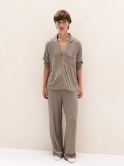 The White Company Brown Cooling Jersey Relaxed Piped Pyjamas Set - Image 2 of 4