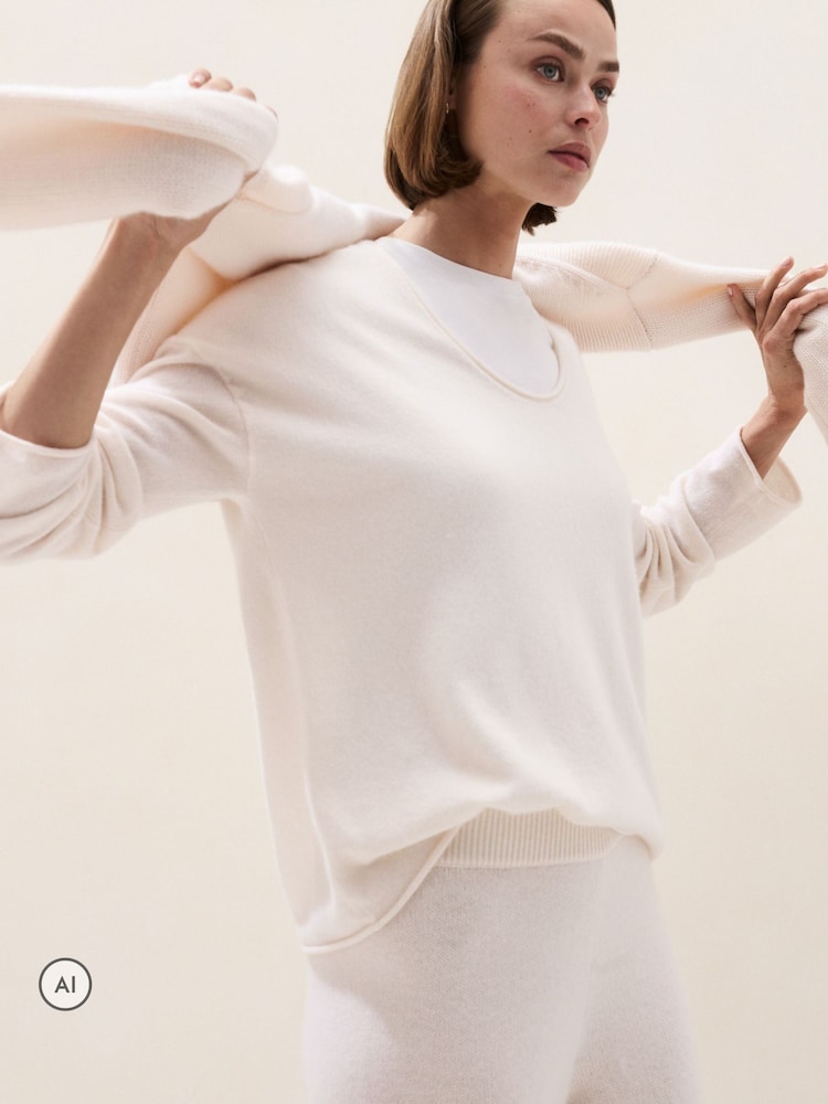 The White Company Kaschmirpullover mit abgerundetem V-Ausschnitt - Bild 1 von 5