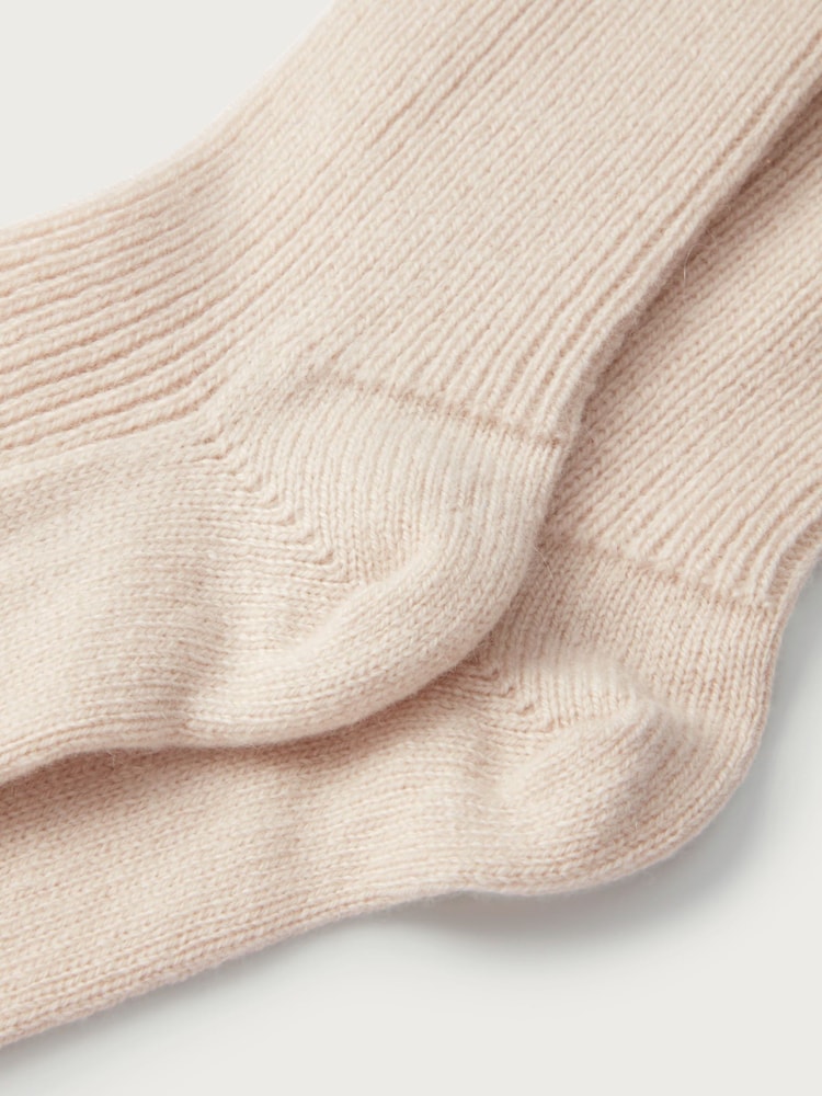 The White Company Cream Cashmere Bed Socks - Image 2 of 2 The White Company Cream Cashmere Bed Socks - Image 2 of 2
