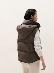 The White Company Brown Short Light Weight Gilet - Image 4 of 4