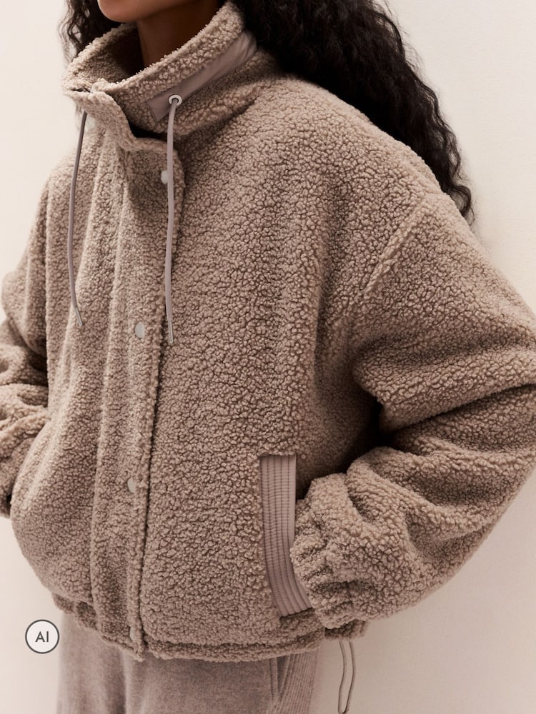 The White Company Brown Borg Zip Through Jacket - Image 2 of 4 The White Company Brown Borg Zip Through Jacket - Image 2 of 4