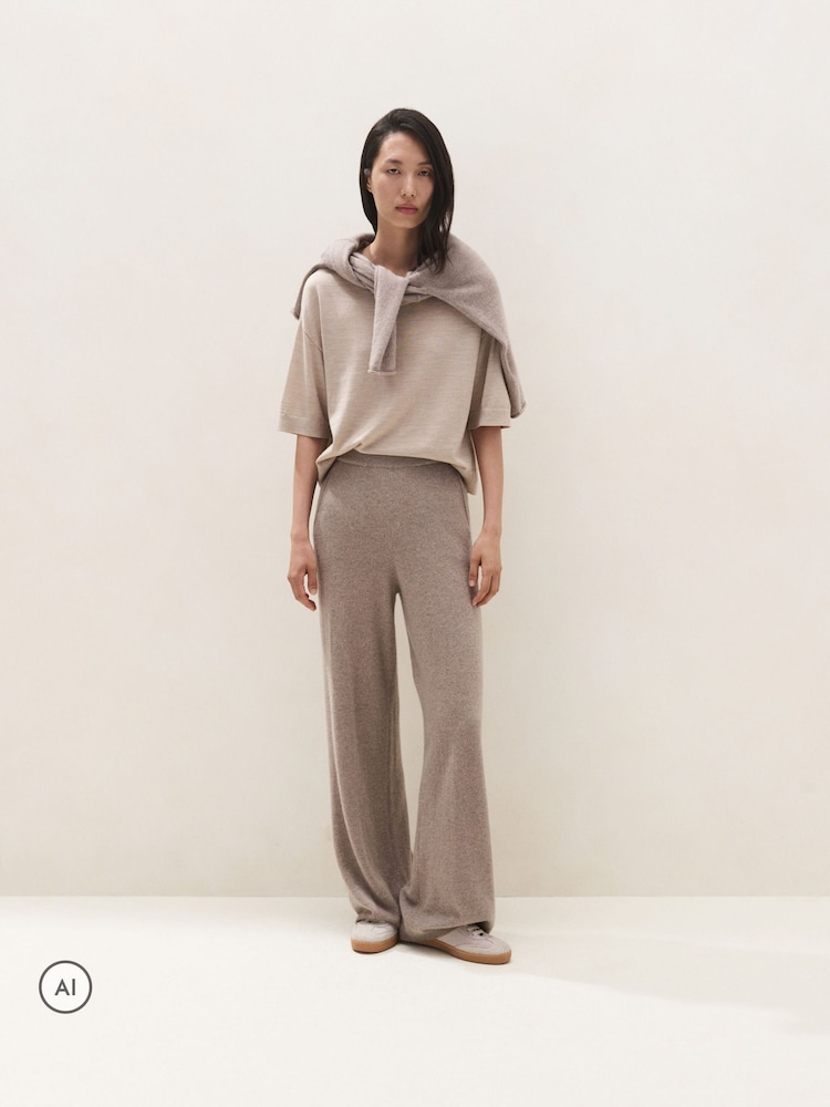 The White Company Natural Cashmere Rib Detail Wide Detail Joggers - Image 2 of 5