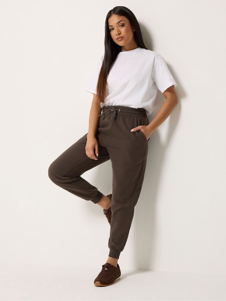 Czarny - Zestaw 2 par joggersów M&Co Petite ze ściągaczem - Obraz 2 z 5 Czarny - Zestaw 2 par joggersów M&Co Petite ze ściągaczem - Obraz 2 z 5
