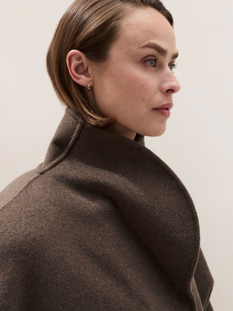 The White Company Brown Double Faced Short Cocoon Sleeve Coat - Image 3 of 3
