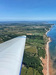 Virgin Gift Experiences 30 Minute Flying Lesson - Image 1 of 1