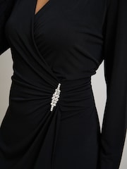 Gina Bacconi Glennie Embellished Wrap Dress - Изображение 4 6