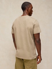Natural - White Stuff Camiseta Abersoch bordada - Imagen 3 de 6