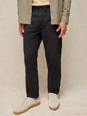 Pantalones casuales Chapman de White Stuff - Imagen 1 de 6