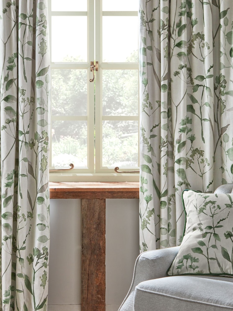 Green Isla Floral Print Pencil Pleat Blackout/Thermal 100% Cotton Curtains - Image 7 of 8